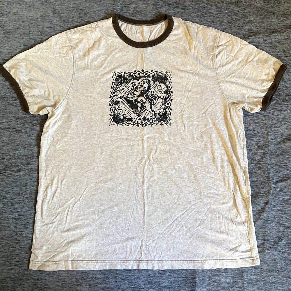 Y2K Old Navy Brand Lion Tee